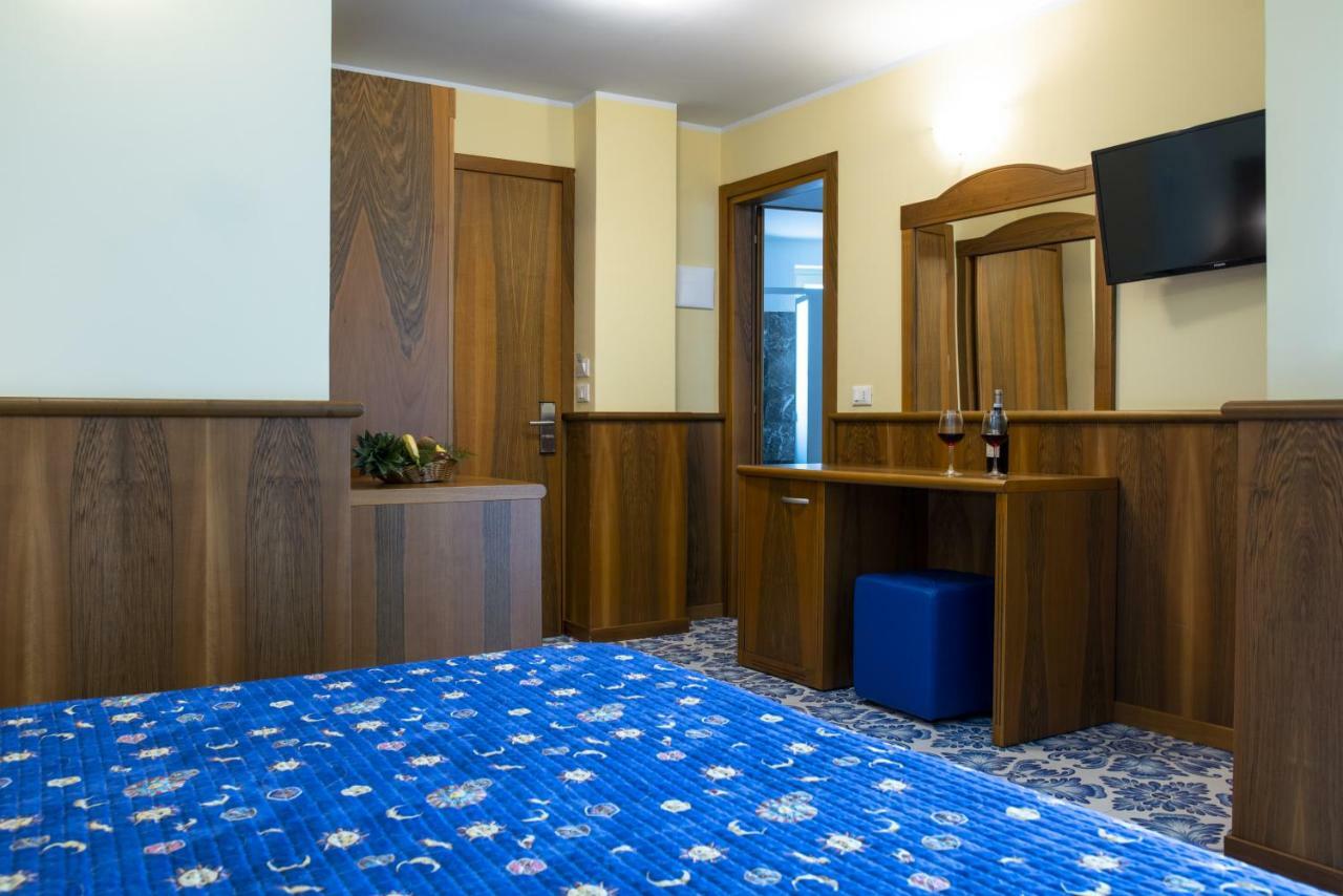 Hotel Panoramic ジャルディーニ・ナクソス エクステリア 写真